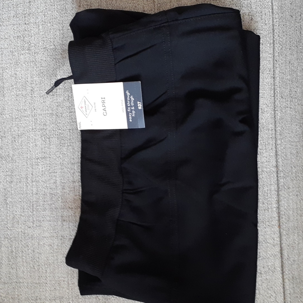 Capris - Picture 3 of 3